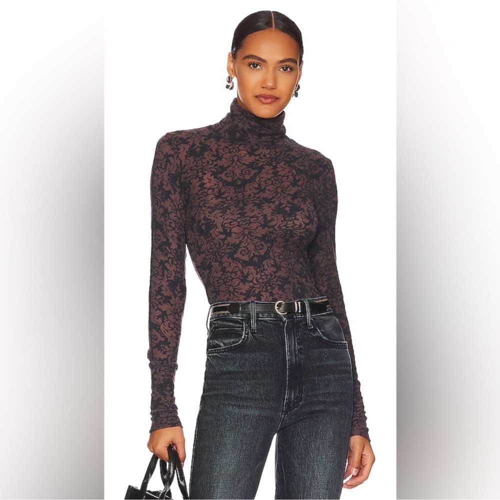 Free People Intimately You and I Long Sleeve top in black size medium